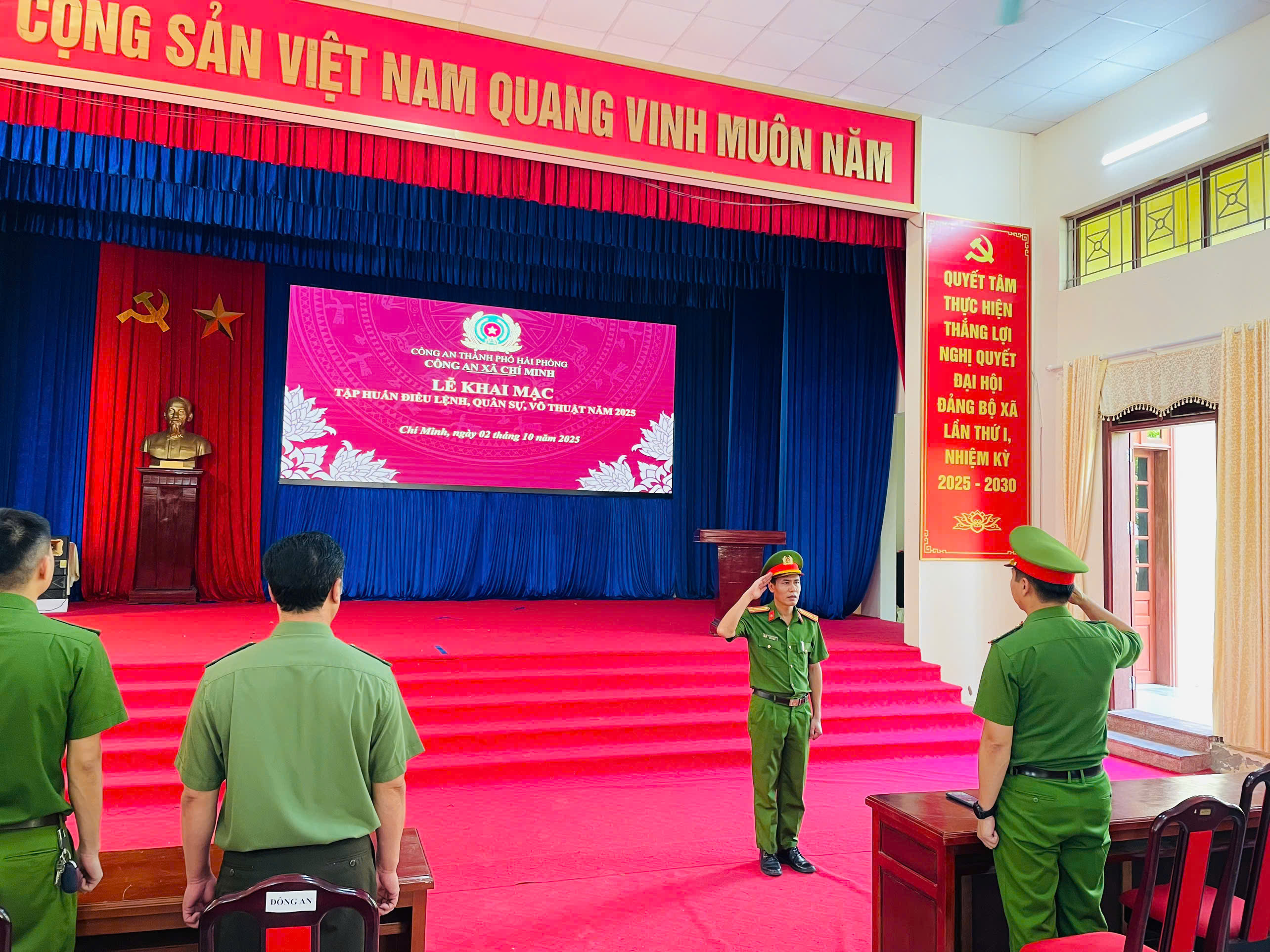 Công an xã Chí Minh: Tập huấn Điều lệnh, Quân sự, Võ thuật CAND năm 2025 